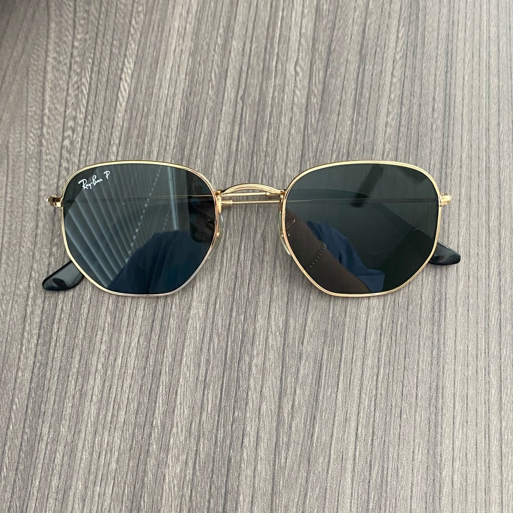 ray ban sunglasses